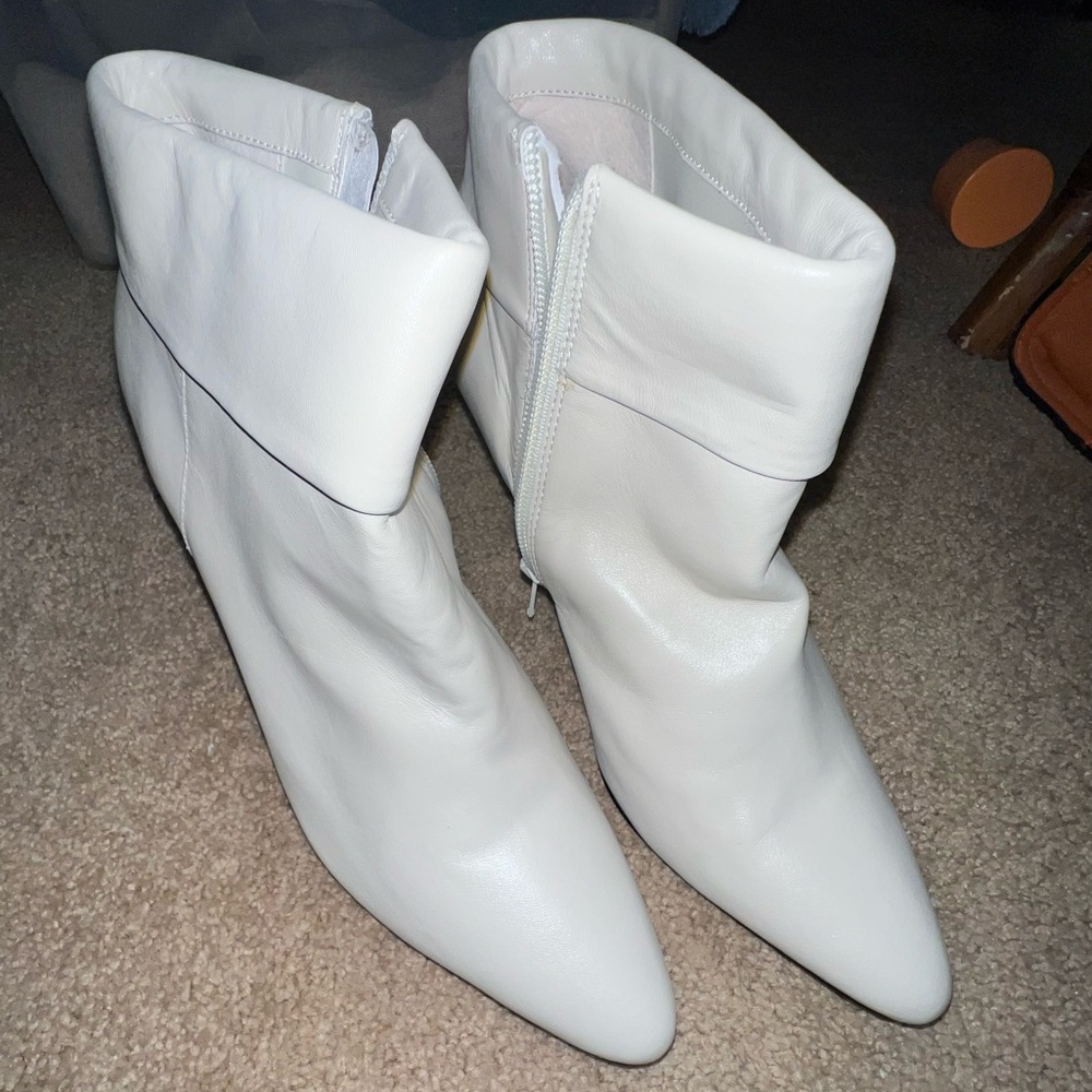 Light cream 3.5” heel ankle booties
